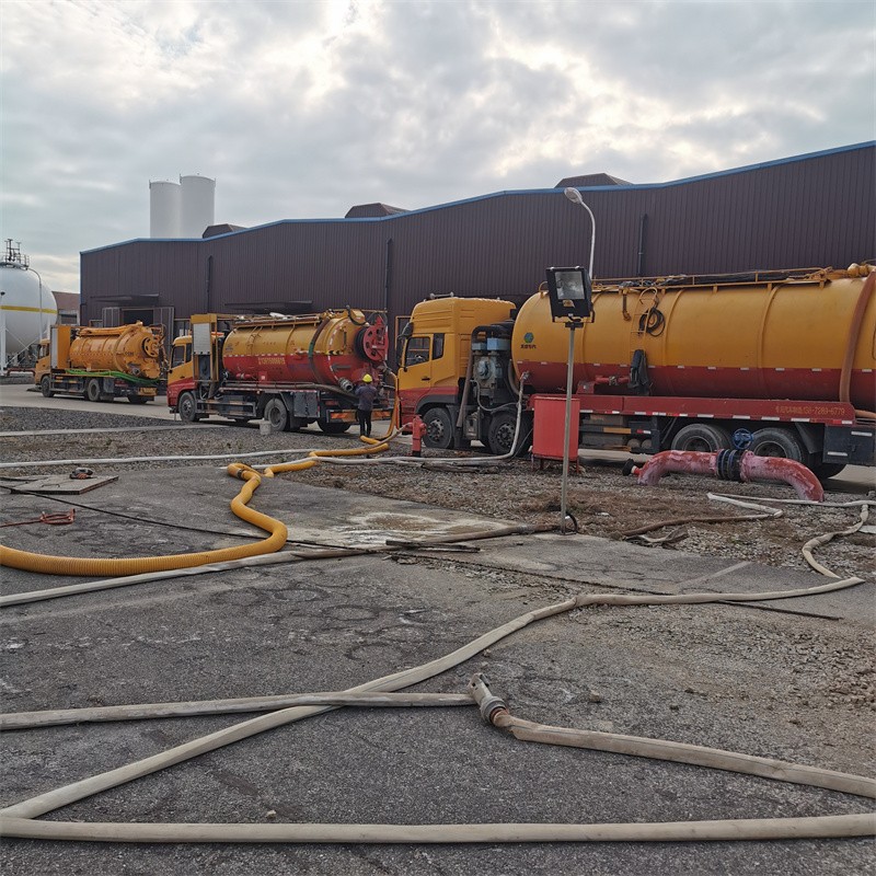 井冈山污水池清理